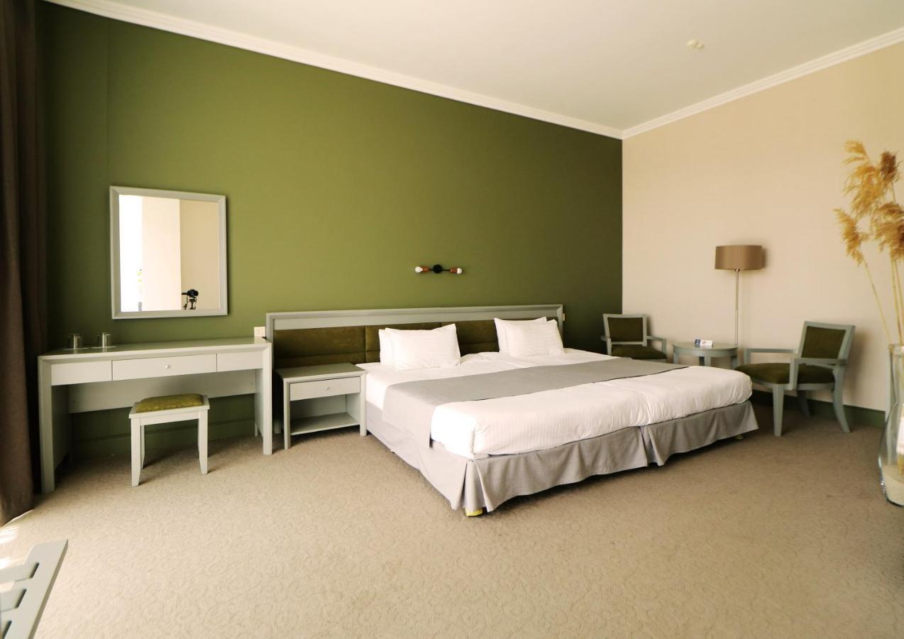 Bugaz Sea View Hotel เฮรีบอฟกา ภายนอก รูปภาพ